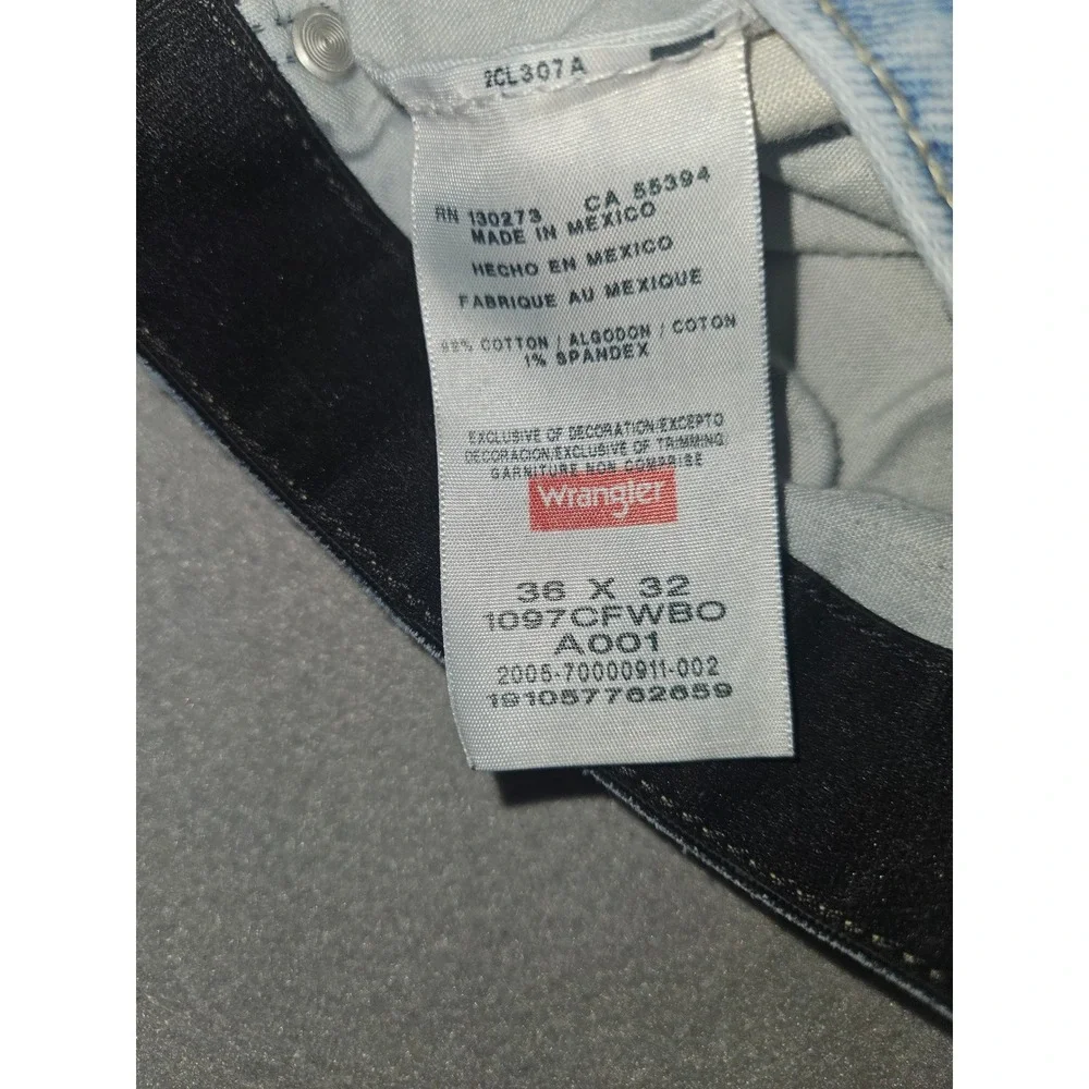 Wrangler Performance Series Straight Leg Jeans Light Wash Blue Sz 36x32
